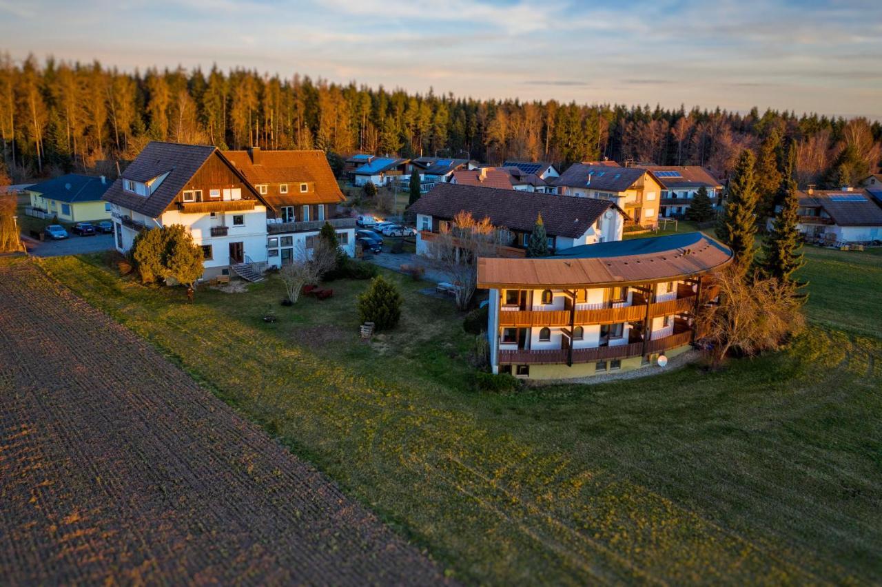 Hotel Restaurant Sonnenschein Pfalzgrafenweiler Bagian luar foto